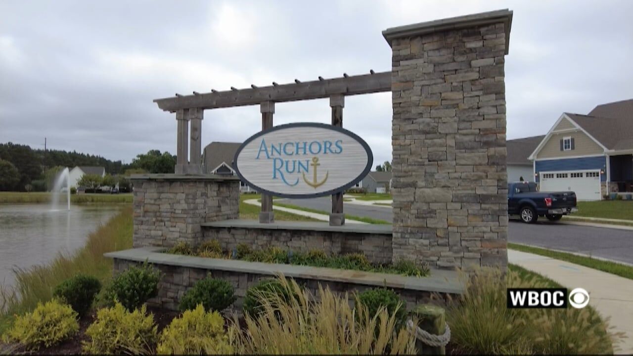 Neighbors Voice Concerns Over Proposed Pickleball Courts in Anchors Run Community